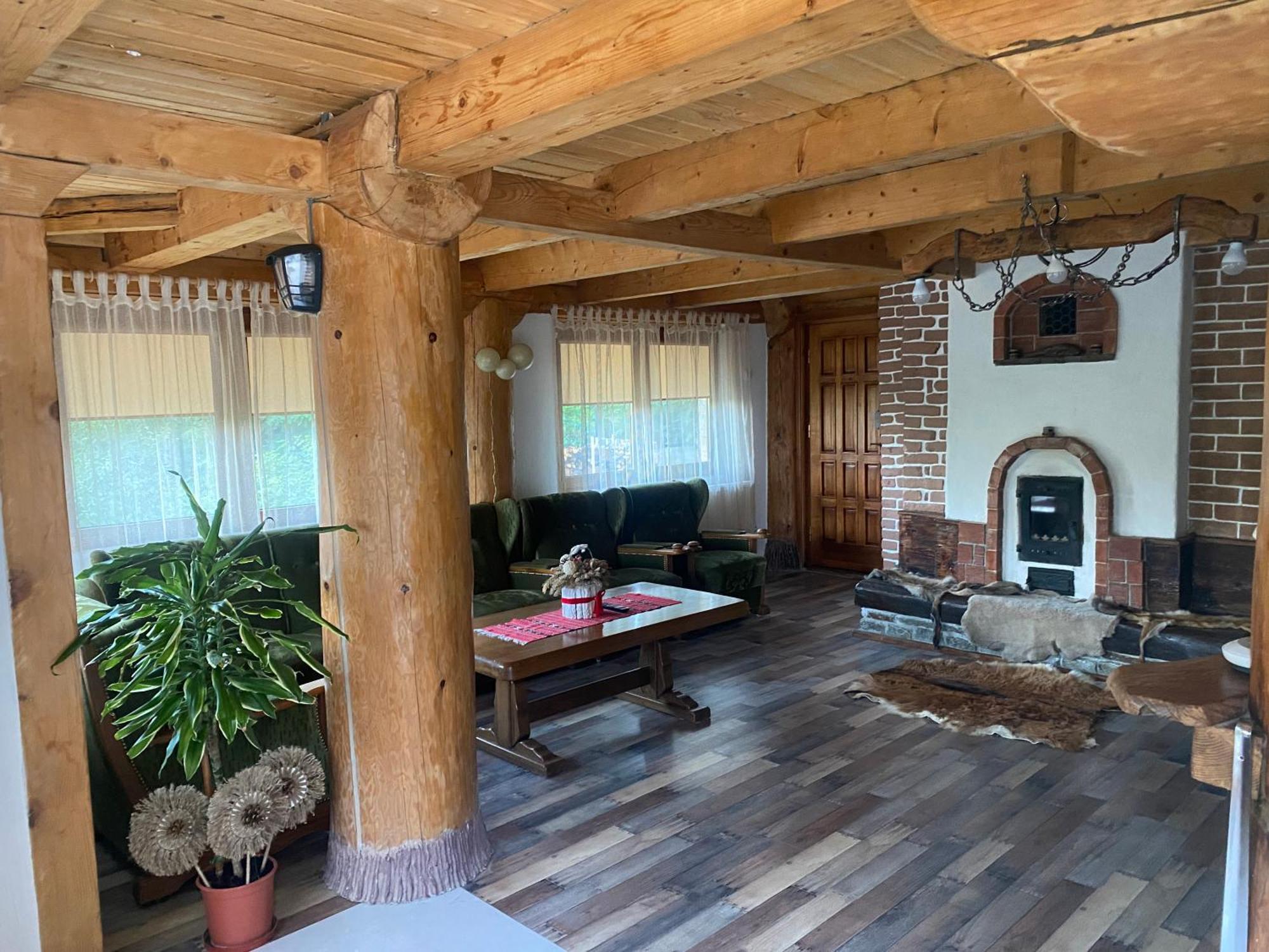 발레니드몬티 Casa Cu Sindrila 빌라 외부 사진